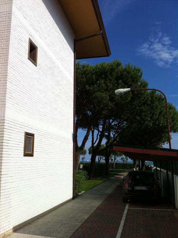 Residence Garden -Walterigato Apartments Solo Per Famiglie Τζεσόλο Λίντο Εξωτερικό φωτογραφία
