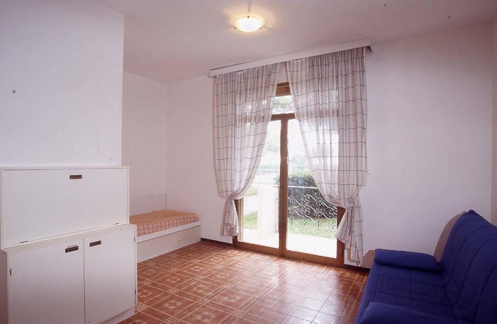 Residence Garden -Walterigato Apartments Solo Per Famiglie Τζεσόλο Λίντο Εξωτερικό φωτογραφία